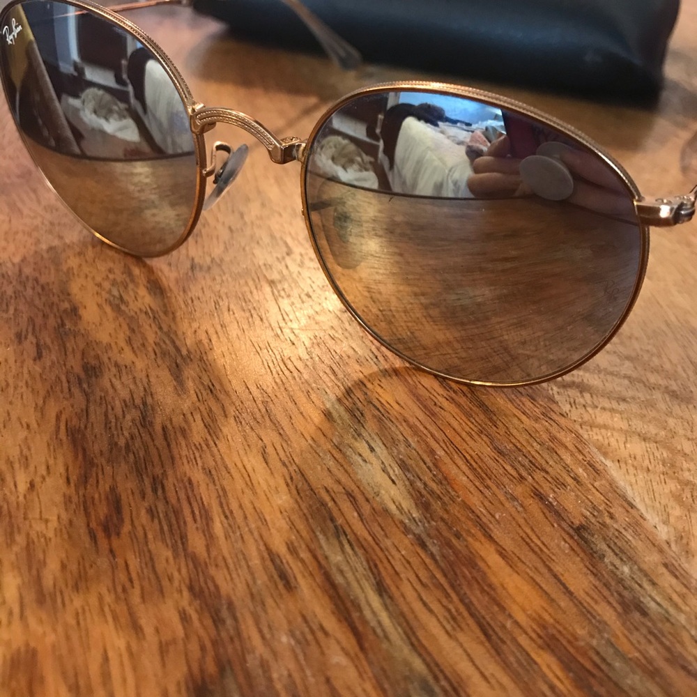 Ray bans - Picture 2 of 3